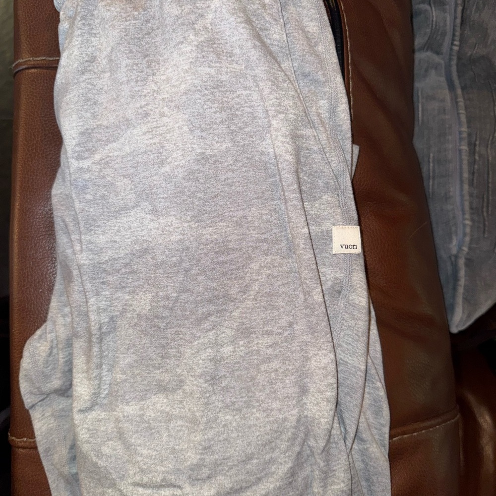 Vuori Light Gray Camo halo joggers